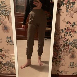 Lulu lemon joggers size 2